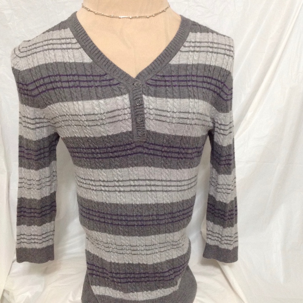 Croft & Barrow Buttoned V Neck SweaterGray and Purple